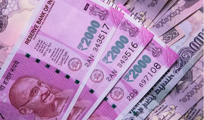 Start Exchanging of the Rs 2000 Notes | RUPEE NOTE